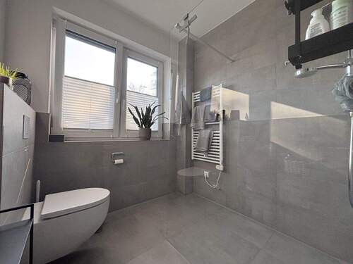 Bad - 3 Zimmer Etagenwohnung in Bremerhaven