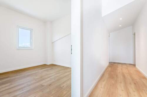 Schlafzimmer/ Flur beispielhaft - 