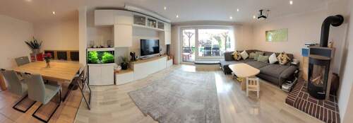 Wohnzimmer - 5 Zimmer Reihenmittelhaus zum Kaufen in Kaltenkirchen