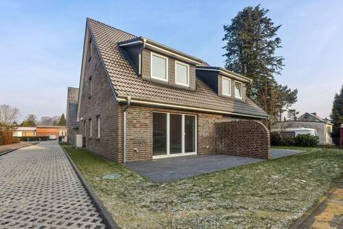 Außenansicht - 4 Zimmer Doppelhaushälfte in Quickborn