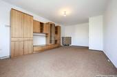 07 Wohnzimmer - 
