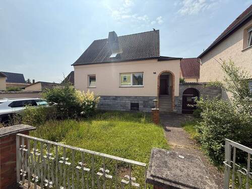 IMG_9729.jpeg - +++ Einfamilienhaus in guter Lage von Langendorf +++