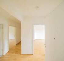 Adlershof - Bezugsfreie 3-Zi-Whg mit Balkon, EBK und PKW-Stellplatz - Berlin