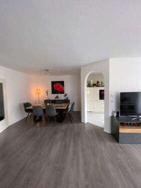 Esszimmer - Attraktive 3-Zimmer-Wohnung in ruhiger Lage von Großostheim