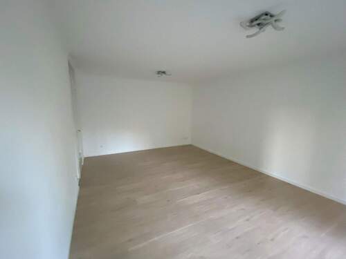 Wohnzimmer - Etagenwohnung mit 61,00 m² in Remscheid zur Miete