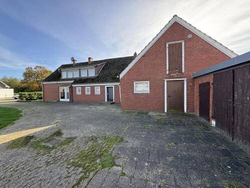 Bild 3 - 7 Zimmer Mehrfamilienhaus, Wohnhaus in Emstek