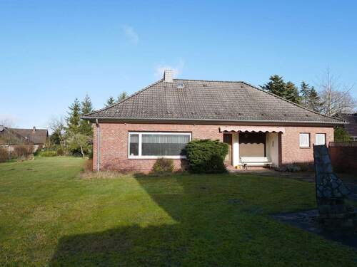 Außen - Blick auf den Freisitz - 