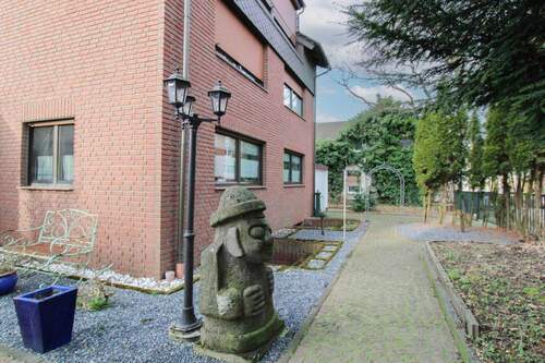 Ansicht Pflasterweg - 