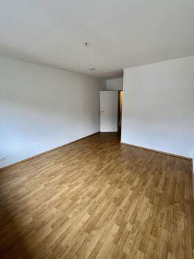 Wohnzimmer - 1 Zimmer Etagenwohnung zur Miete in Wuppertal