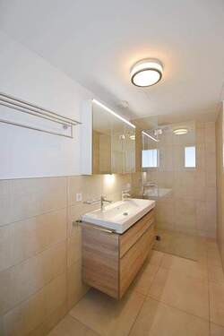 Badezimmer Ansicht - 