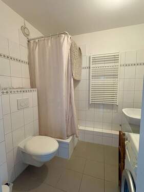 Badezimmer 1 mit Dusche - 