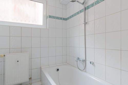 Badezimmer Ansicht 2 - 