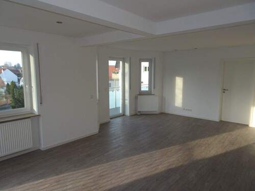 Wohnen-Essen - 3 Zimmer Etagenwohnung zur Miete in Herzogenaurach