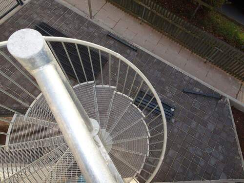 Wendeltreppe zur Terrasse - 