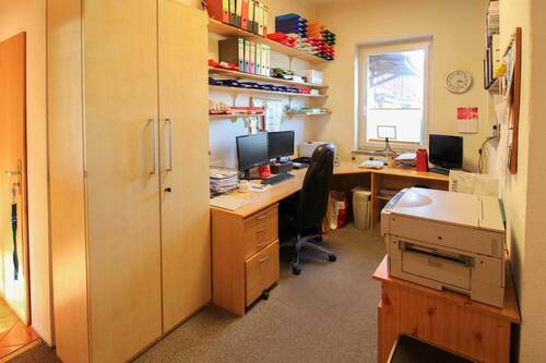 Büro EG - 