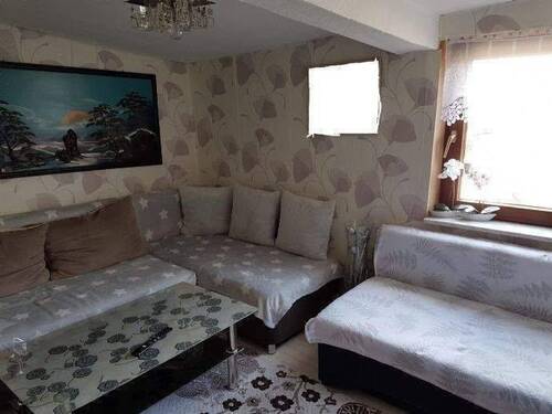 Wohnzimmer - 4 Zimmer Einfamilienhaus zum Kaufen in Gudensberg