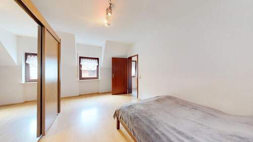 Zimmer IV Ansicht I - 