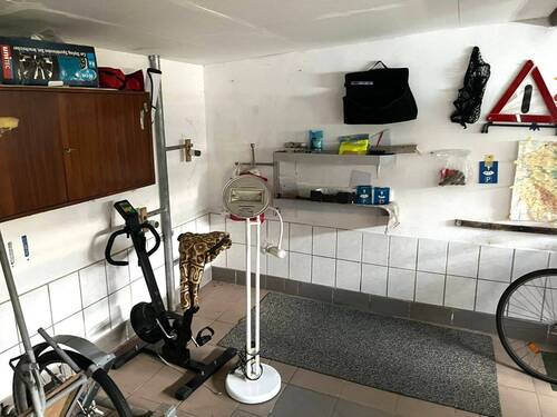 Garage Innenansicht 3.jpg - 
