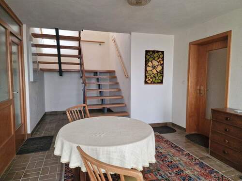 Diele-Treppenhaus UG. - 