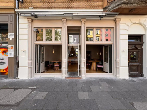 Außenansicht - Hotel, Pension, Gasthof in Köln zur Miete