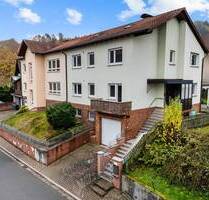 **Geräumiges 2-Familien-Wohnhaus in ruhiger Lage von Gelnhausen-Höchst**