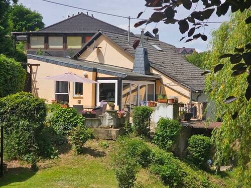 Bild 1 - Kleines Bauernhaus zum Verlieben in ruhiger Dorfrandlage