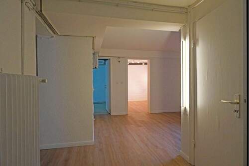 Keller Flur - 