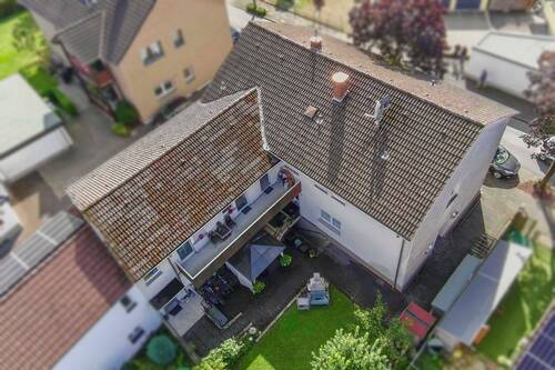 Luftansicht Garten - 1 Zimmer Mehrfamilienhaus, Wohnhaus zum Kaufen in Bad Lippspringe