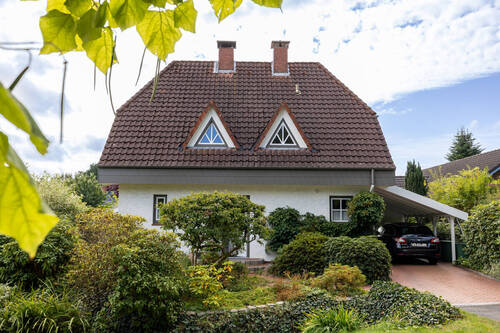 Front - 4 Zimmer Einfamilienhaus zum Kaufen in Delmenhorst