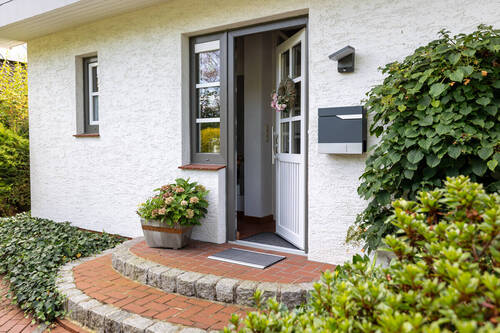 Eingang - Einfamilienhaus mit 115,00 m² in Delmenhorst zum Kaufen