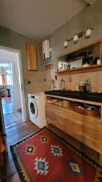 Bad WC Blick zum Flur - 