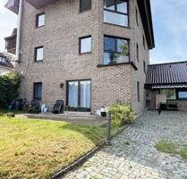 Schnuckeliges Apartment mit Terrasse, kl. Garten u. PKW-Stellplatz in naturnaher Lage von Burscheid.