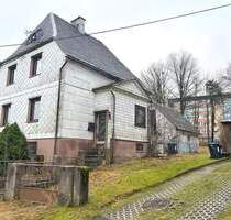 Einfamilienhaus in Neuhaus - 59.000,00&nbsp;EUR Kaufpreis, ca.&nbsp; 110,00&nbsp;m&sup2;&nbsp;Wohnfl&auml;che in Neuhaus am Rennweg (PLZ: 98724)