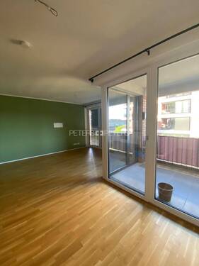 Wohnzimmer - 2 Zimmer Etagenwohnung zur Miete in Bremen