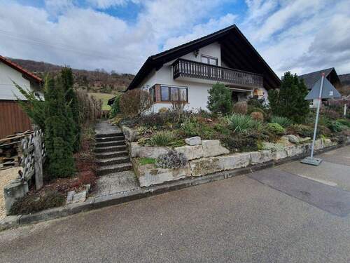 Hausansicht Süd - !! Provisionsfrei !! Freistehendes Haus in traumhafter Südhanglage und Weitblick