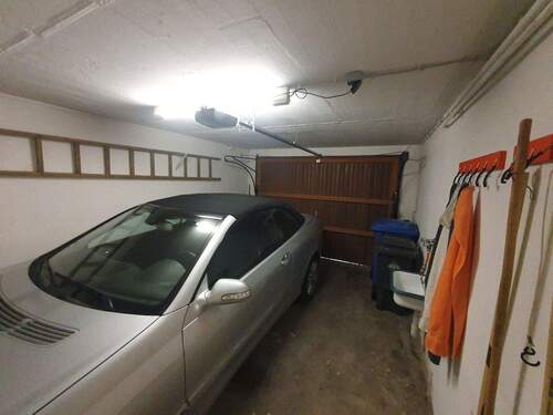 Garage - 