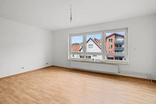 Wohnzimmer - Mehrfamilienhaus, Wohnhaus mit 168,00 m&sup2; in Gelnhausen zum Kaufen