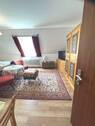 Hauptwohnung: Zimmer mit Duschbad und Balkon - 