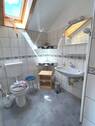 Einliegerwohnung Dachgeschoss: Duschbad - 