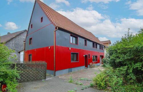Außenansicht - 5 Zimmer Einfamilienhaus zum Kaufen in Kirchhain