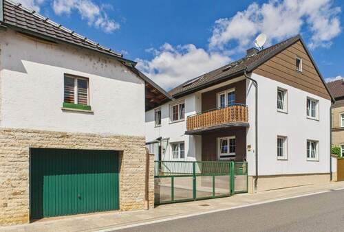 Außenansicht - 5 Zimmer Mehrfamilienhaus, Wohnhaus zum Kaufen in Theres / Untertheres