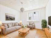 KI-basiertes Homestaging - Mehrfamilienhaus, Wohnhaus mit 130,00 m² in Theres / Untertheres zum Kaufen
