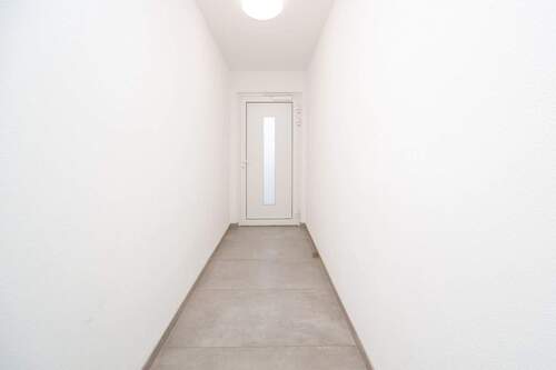 Hauseingang - Etagenwohnung mit 83,60 m&sup2; in Bochum zum Kaufen