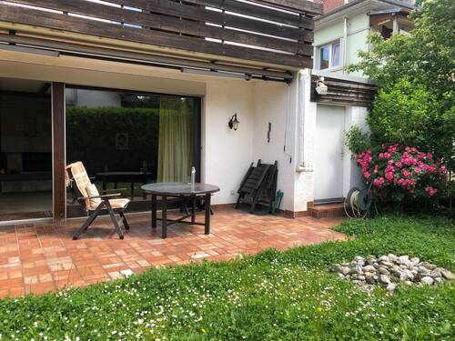 Zugang zum Garten durch die Garage - 