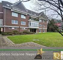 Exklusive Bürofläche in repräsentativem Architektenhaus. 358 m² auf zwei Ebenen in zentraler Lage von Ohligs - Solingen Ohligs-Aufderhöhe