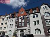Blick auf das Haus - Vielseitige Optionen in zentraler Lage