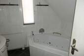 Bad mit Whirlpool Oben - 