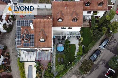 Drohnenbild - 5 Zimmer Reihenmittelhaus in Ostfildern / Nellingen