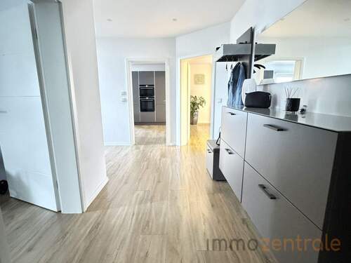 AA485FE1-FE5D-41DB-A9A6-F04C67D7972F_1_201_a - 