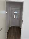Eingang - 3,5 Zimmer Küche Bad Wohnung Obergeschoss neu renoviert 100Qm